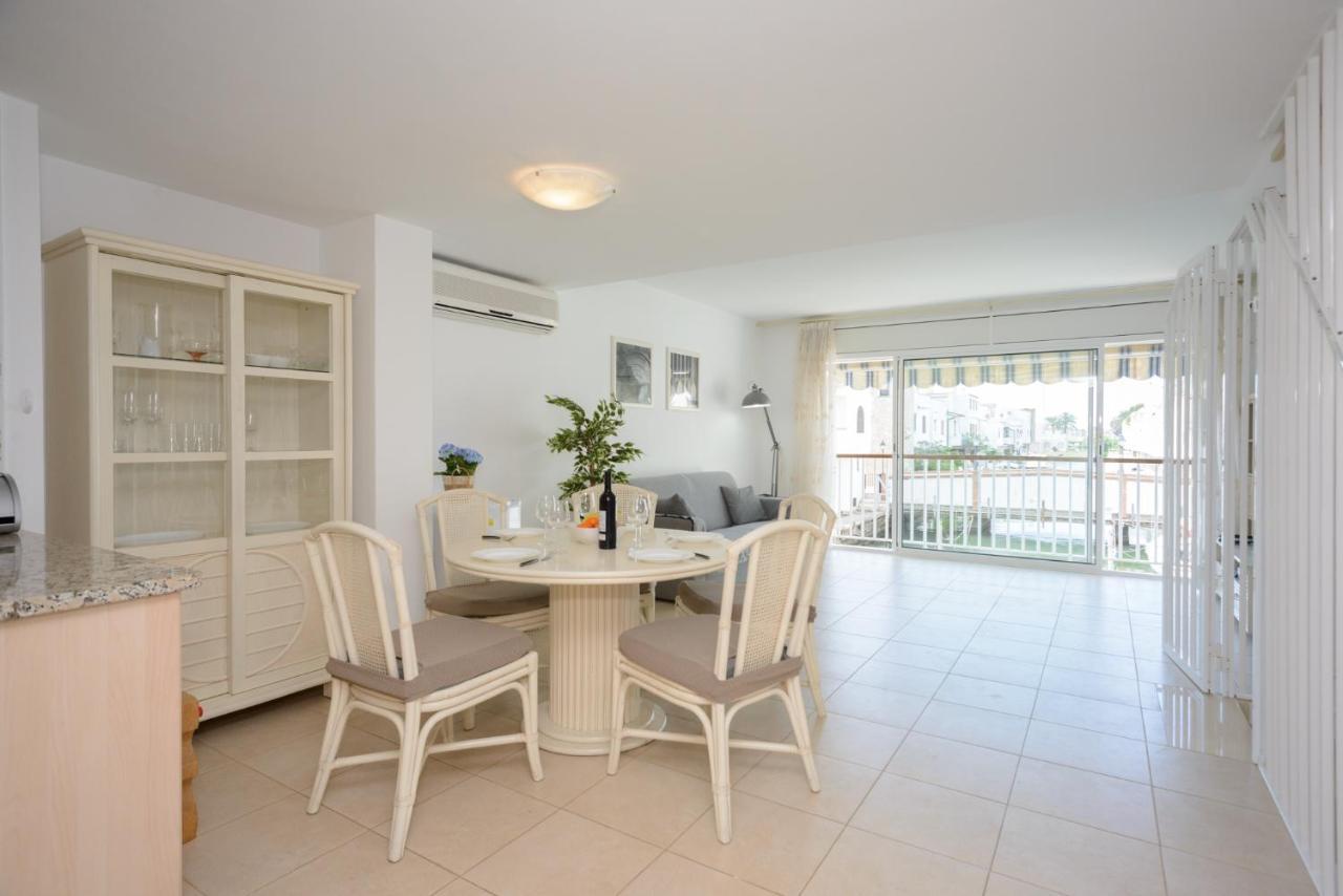 Casa Cartago Villa Empuriabrava Buitenkant foto