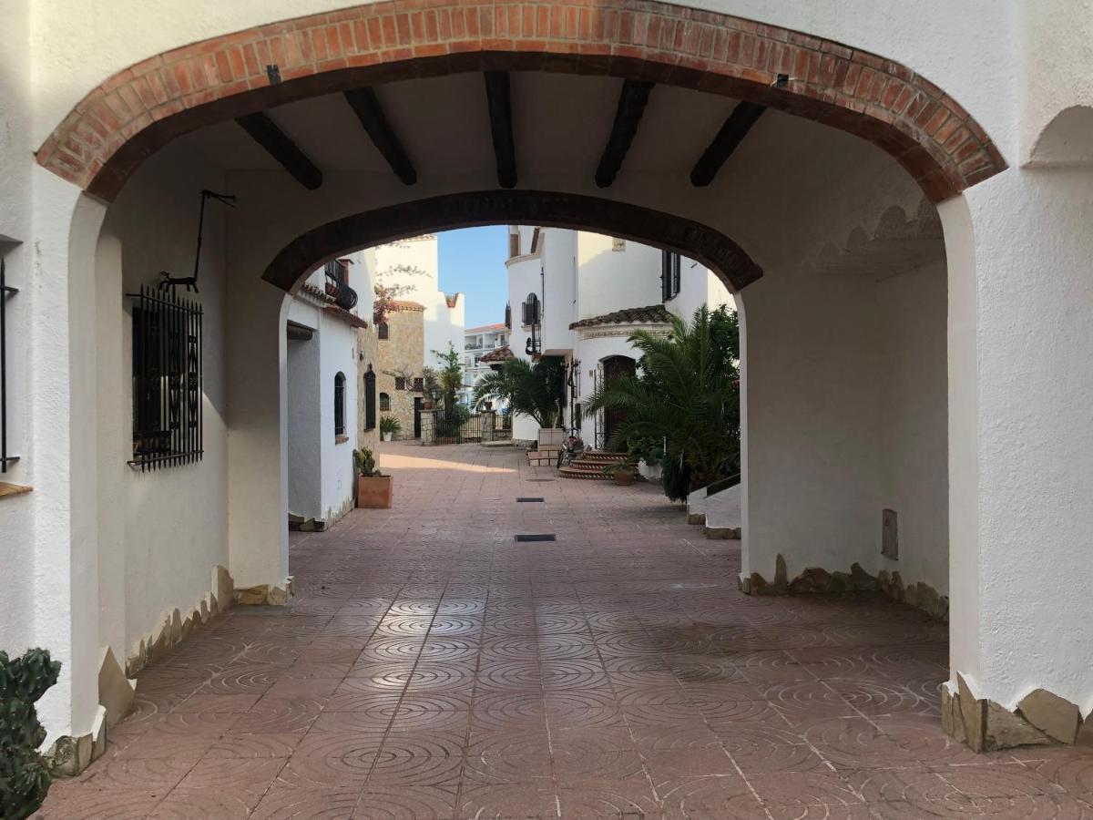 Casa Cartago Villa Empuriabrava Buitenkant foto