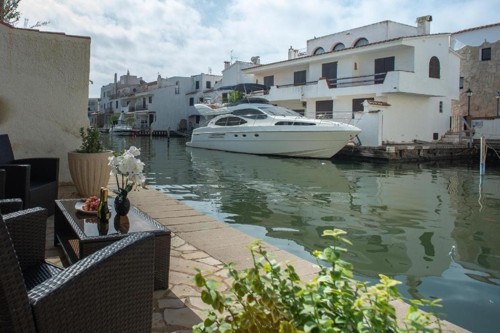 Casa Cartago Villa Empuriabrava Buitenkant foto